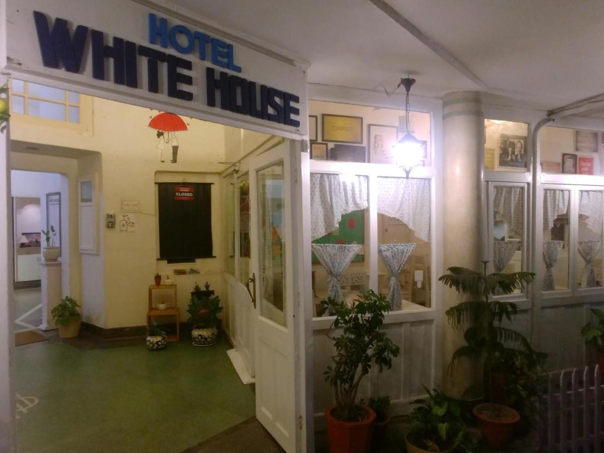 Hotel White House Дехрадун Экстерьер фото